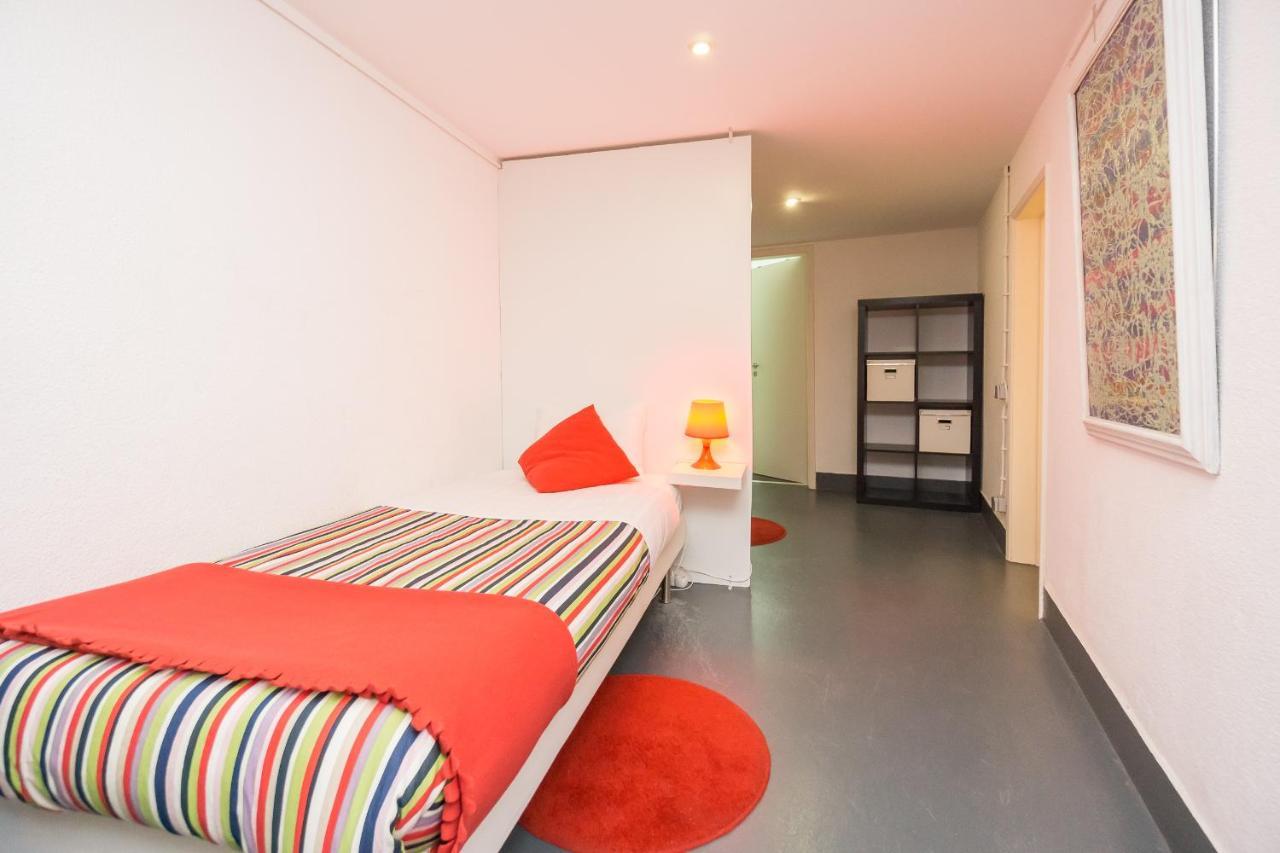 Large & Relaxing Loft In Alfama Apartment Lisbon Bagian luar foto