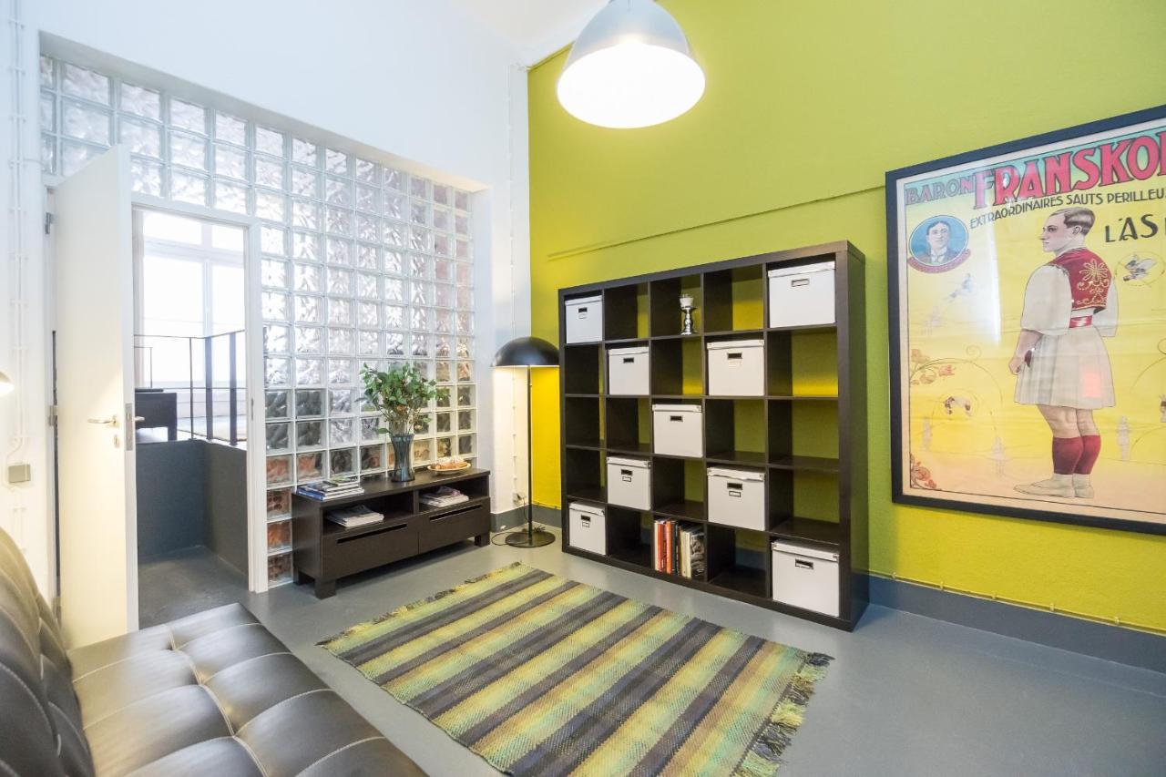 Large & Relaxing Loft In Alfama Apartment Lisbon Bagian luar foto