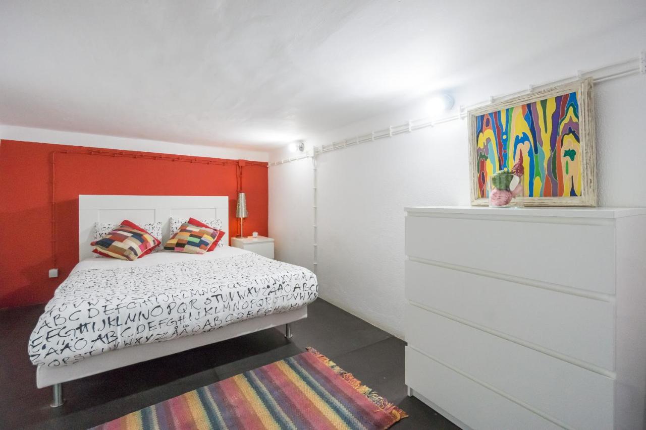 Large & Relaxing Loft In Alfama Apartment Lisbon Bagian luar foto