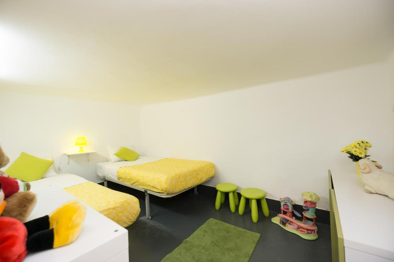 Large & Relaxing Loft In Alfama Apartment Lisbon Bagian luar foto