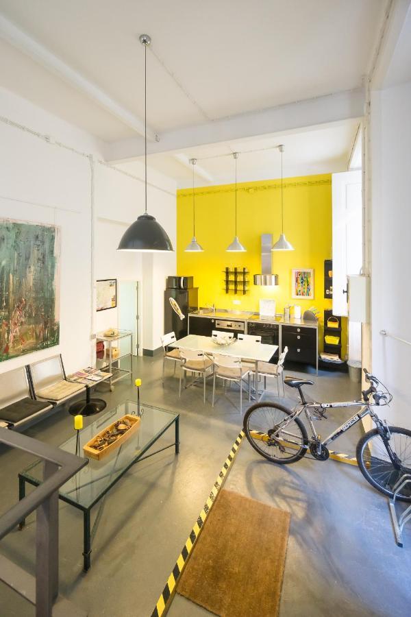 Large & Relaxing Loft In Alfama Apartment Lisbon Bagian luar foto