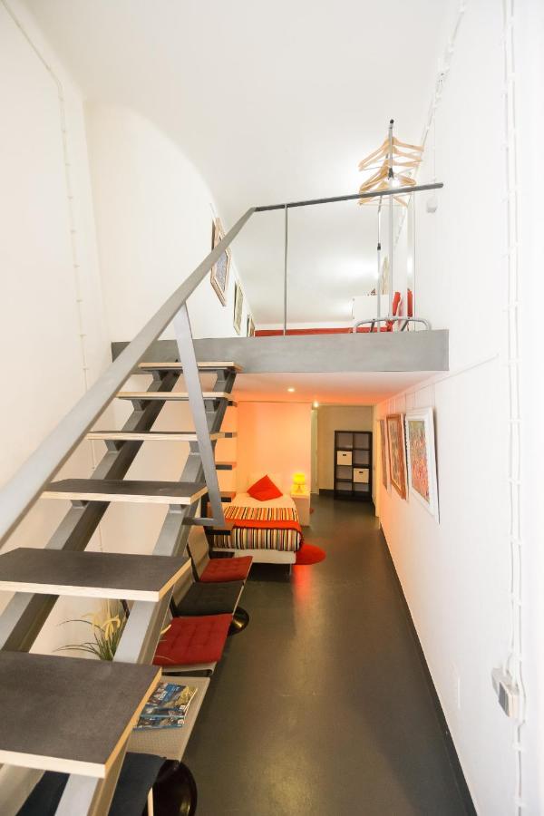 Large & Relaxing Loft In Alfama Apartment Lisbon Bagian luar foto